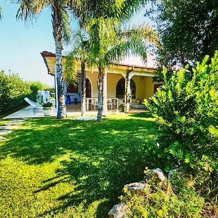 Eugenia Villa Rosa Marina